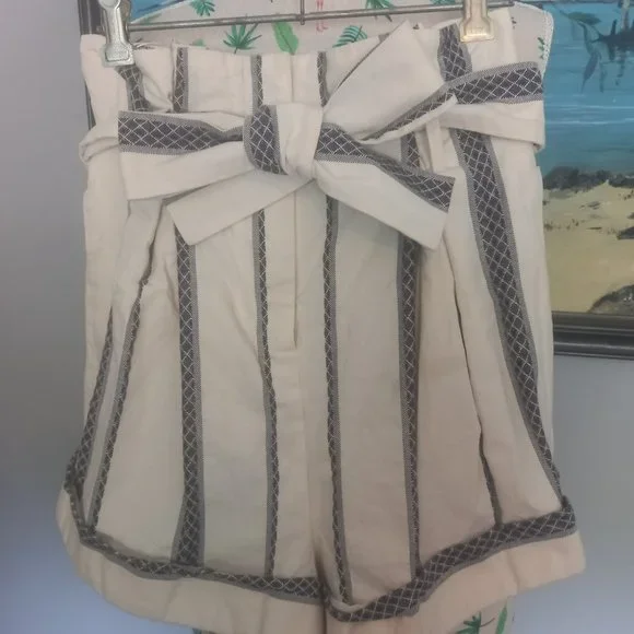 Acler RRP$295 'kingsway' Belted Diamond Grid Stripe Shorts white, grey/blue (6) - Picture 2 of 11